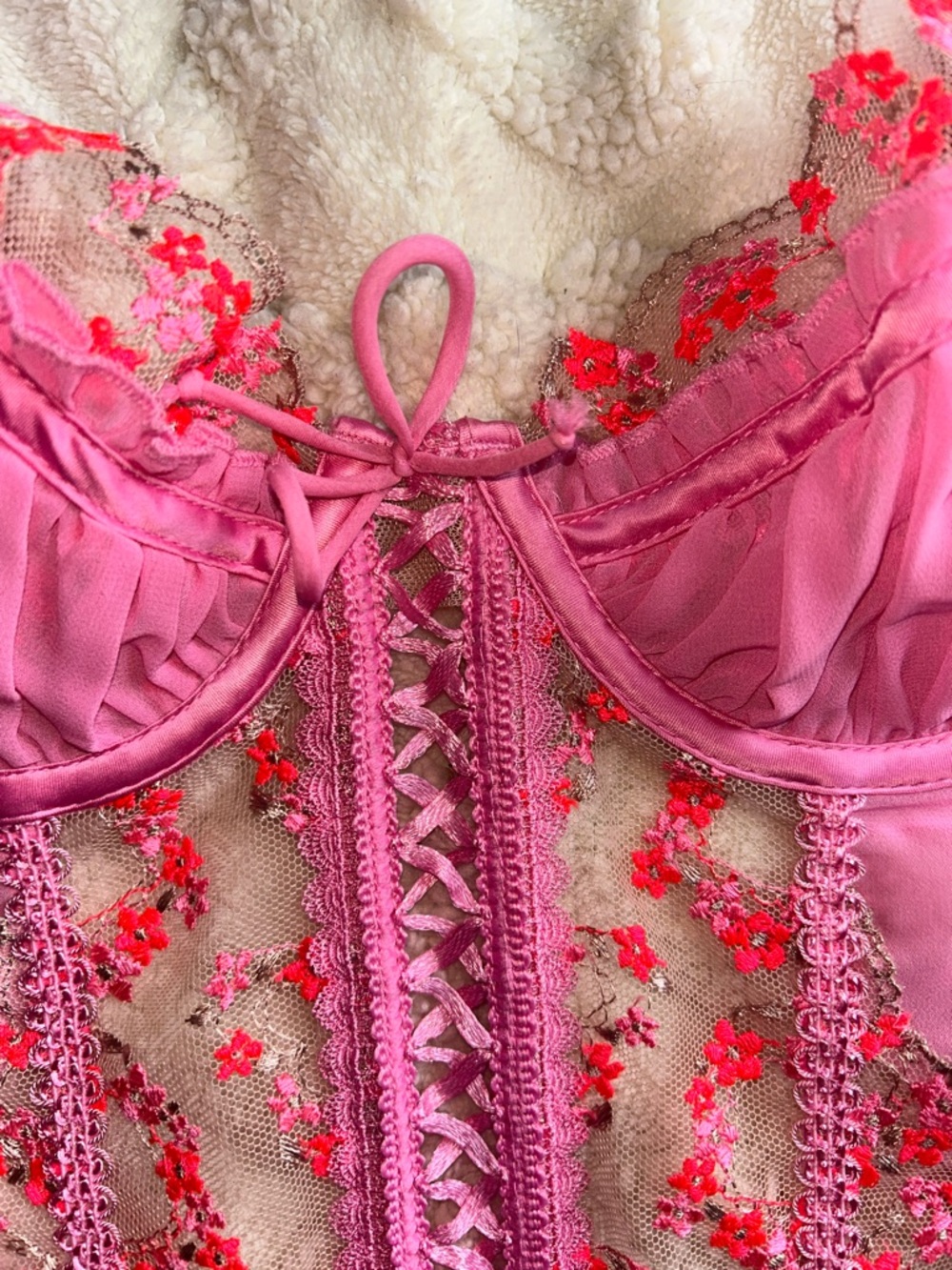 Pink Floral Lace Ruffled Bralette Top - Picture 11 of 17